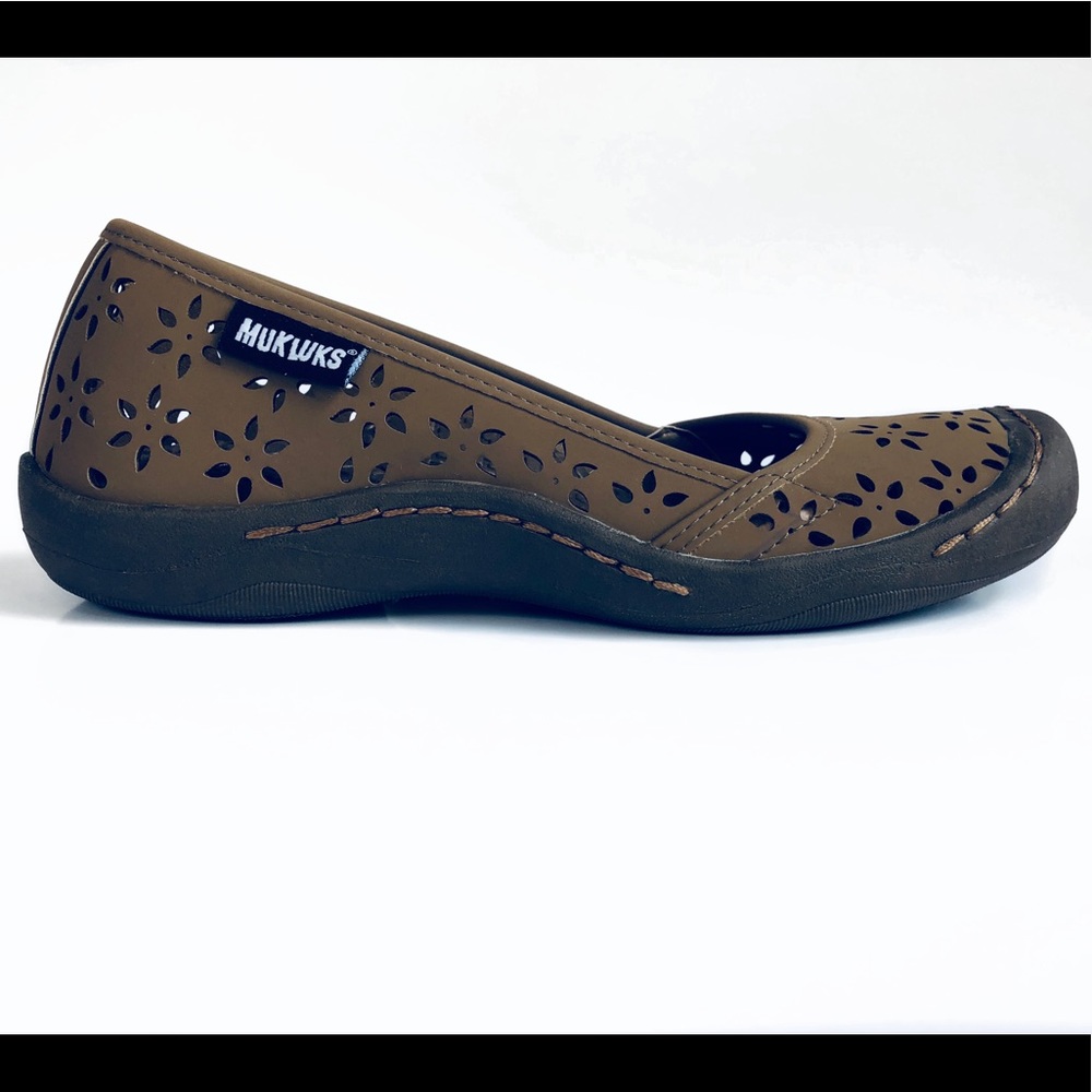 NWT. The Original Muk Luks - Picture 3 of 13